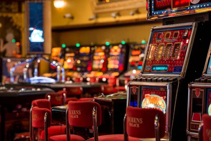 Queens Casino 1st Middelland Street, Rotterdam