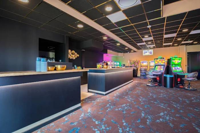 Play World Casino, Hoofddorp