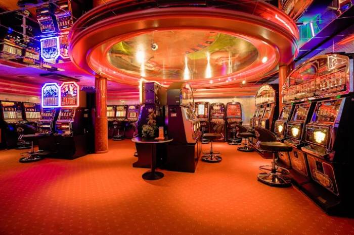 Play World Casino, Almere City