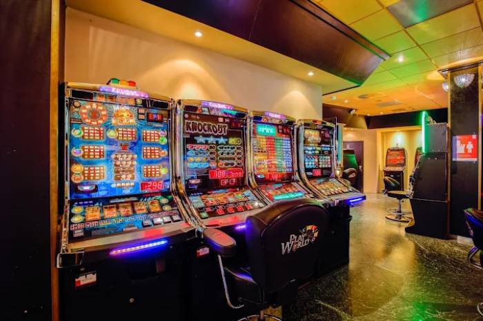 Play World Casino, Dordrecht