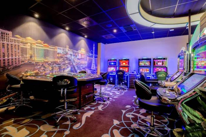 Play World Casino, Made