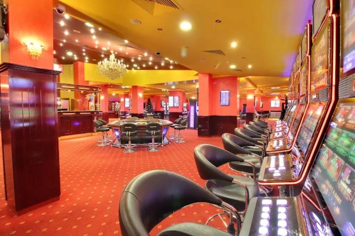 Senator Club Casino & Hotel, Bazen Gevgelija