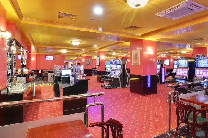 Senator Club Casino & Hotel, Bazen Gevgelija