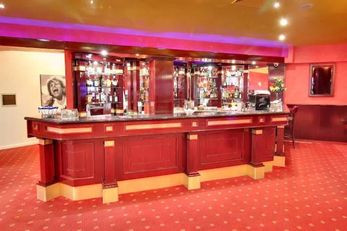 Senator Club Casino & Hotel, Bazen Gevgelija