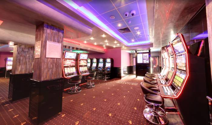 Senator Casino Astibo, Stip