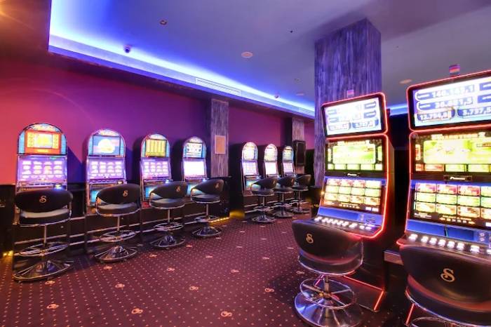 Senator Casino Treska, Kochani