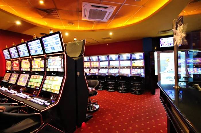 Senator Casino Noel, Gevgelija