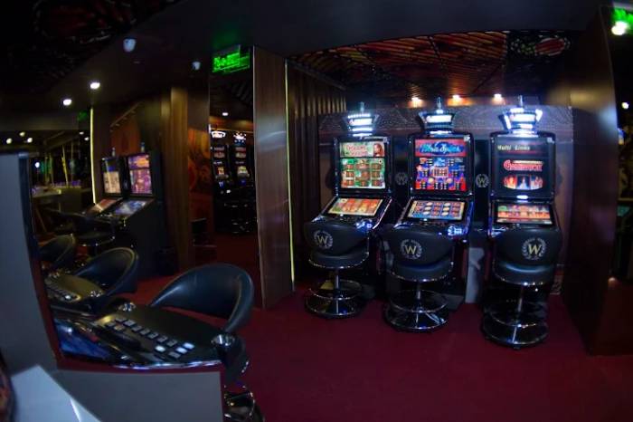 Winner Slot Casino Club Corona, Tetovo