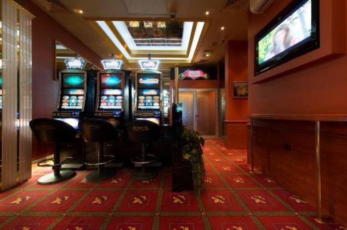 Admiral Slot Club Peron, Skopje