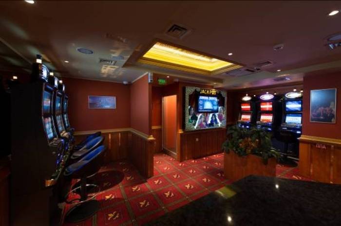 Admiral Slot Club Porta Vlae, Skopje