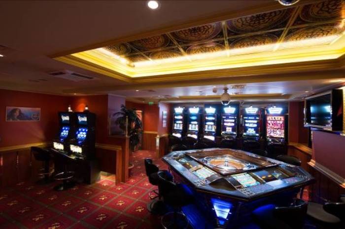 Admiral Slot Club Porta Vlae, Skopje