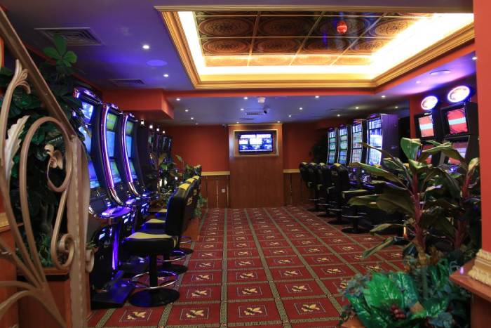 Admiral Slot Club Unija, Skopje