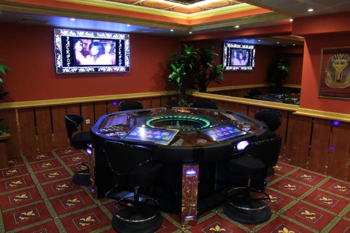 Admiral Slot Club Unija, Skopje