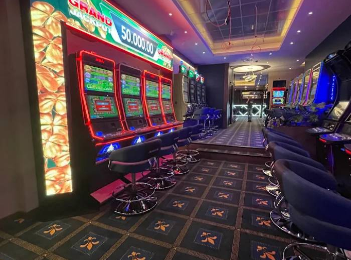 Admiral Slot Club Dekorpod, Bitola