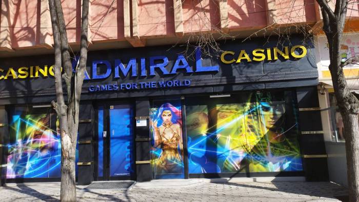 Admiral Slot Club Mega, Radovis