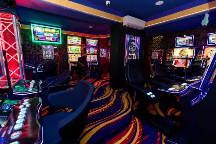 Las Vegas Games Marchian, Botoşani