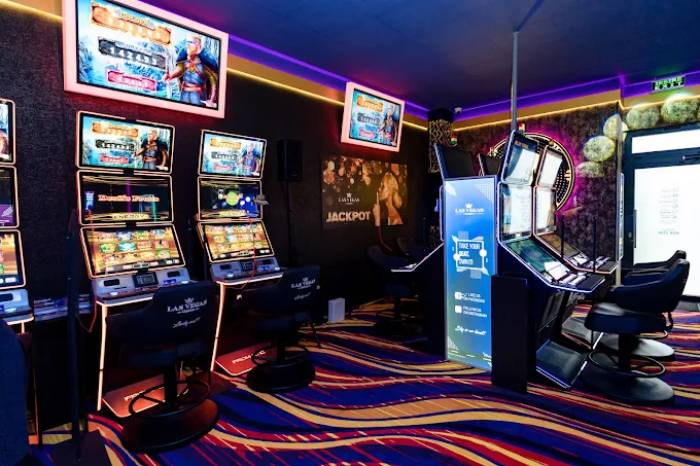Las Vegas Games Piața Victoriei, Ploiești