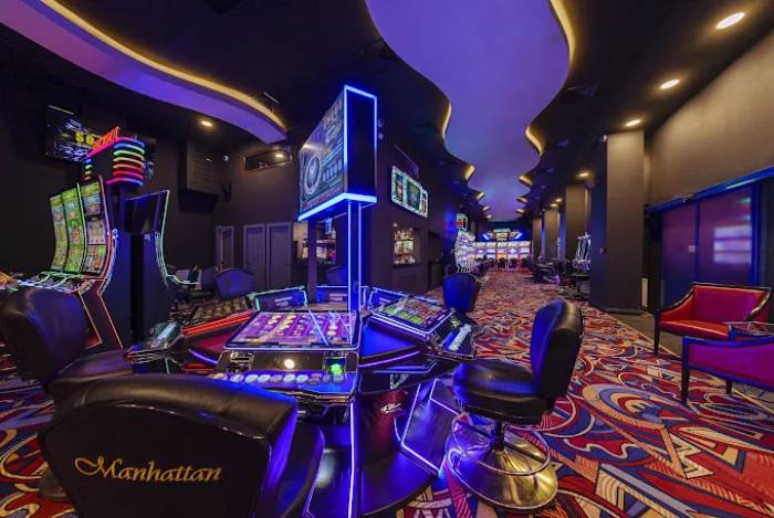 Manhattan Game Room Piața Gării de Nord, București
