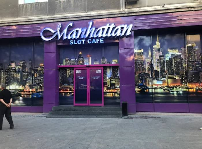 Manhattan Game Room Brătianu, București