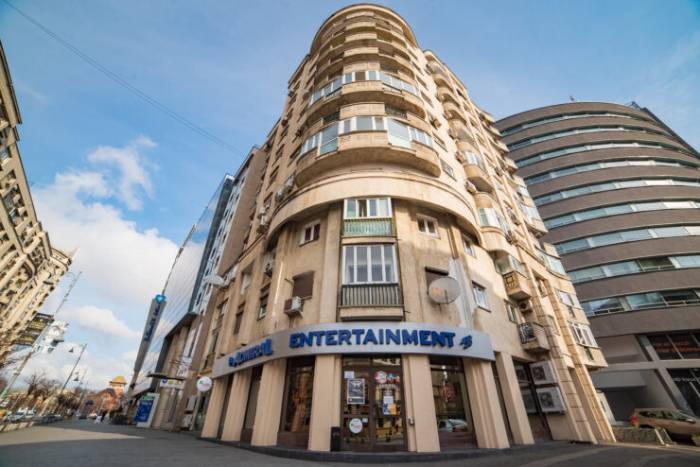 VICTORIE ADMIRAL CLUB, Bucharest