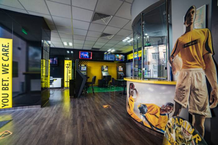 VICTORIE ADMIRAL CLUB, Bucharest