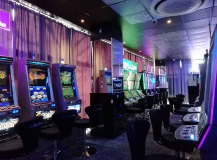 Giurgiului Admiral Club, Bucharest