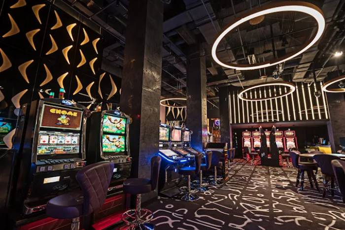 Boomerang Casino, Estosadok