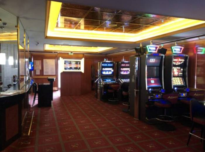 Admiral Club, Barlad