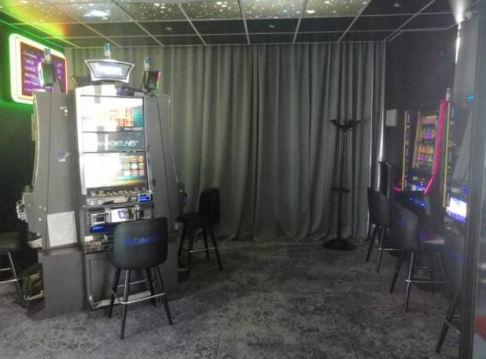 Admiral Club, Oradea