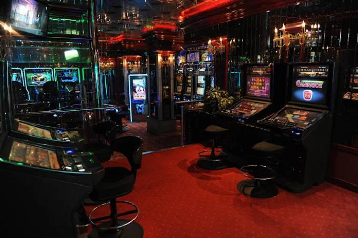 Admiral Slot Club Kralja Petra, Bor
