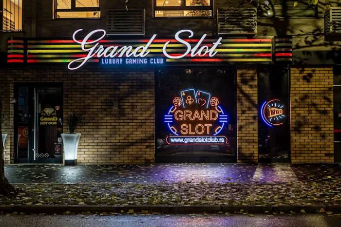 Grand Slot Club Ljubinke Bobić, Beograd