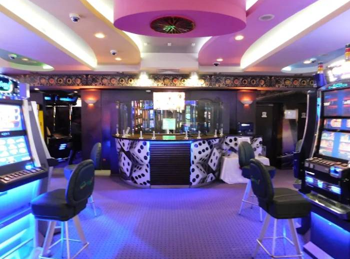 Winner Slot Club Leskovac, Madera