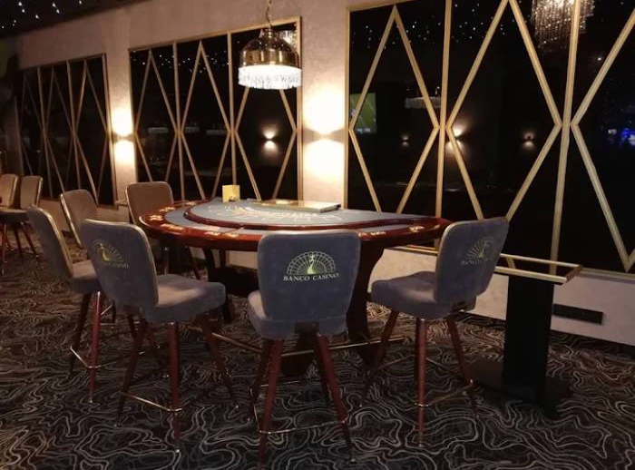 科希策Monte Carlo Poker Club