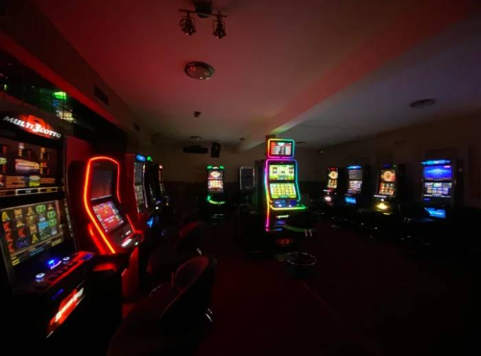 Casino Vegas Club, Zubrohlava