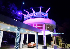 Casino Photo