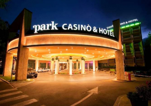 Casino Photo