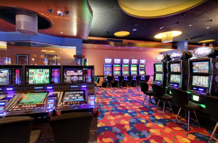 Casino & Hotel Safir, Sezana