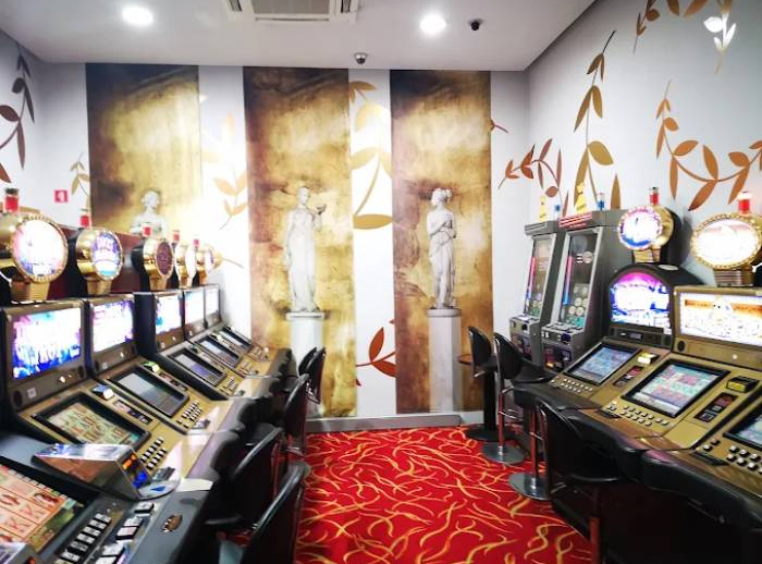 Casino Caesar Gaming lounge, Kranj