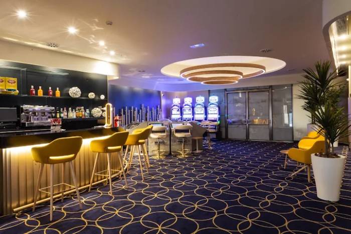 萨拉戈萨Palafox Saragossa赌场酒店