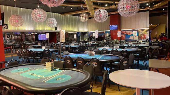 Gran Casino Costa Brava, Girona