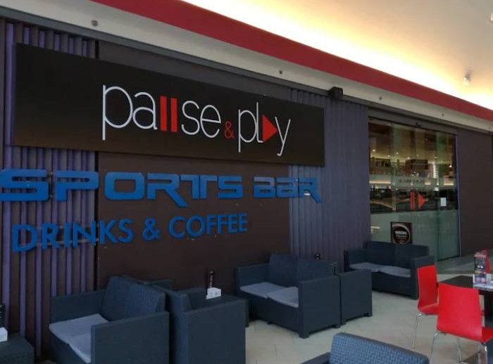 Pause & Play Gaming Lounge & Sports Bar, Ponferrada