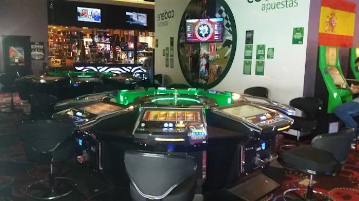 Pause & Play Casino C. C. Luz del Tajo Toledo