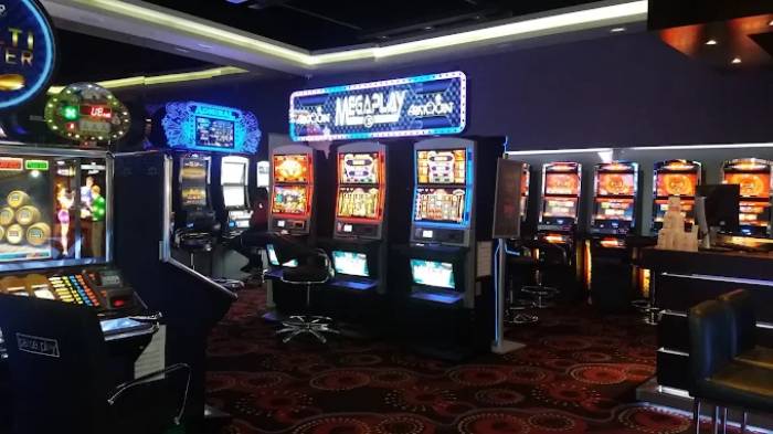 Pause & Play Casino C. C. Luz del Tajo Toledo