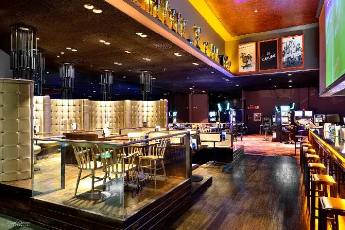 Pause & Play Casino & Sports Bar CC Max Center, Barakaldo