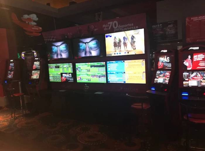 Pause & Play Gaming Casino, Colmenar Viejo