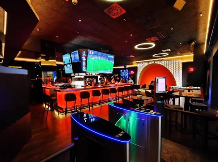 Pause & Play Games Room & Sportsbar CC La Verónica, Antequera