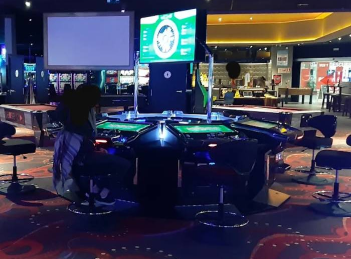 Pause & Play Games Room & Sportsbar CC Gorbeia, Álava