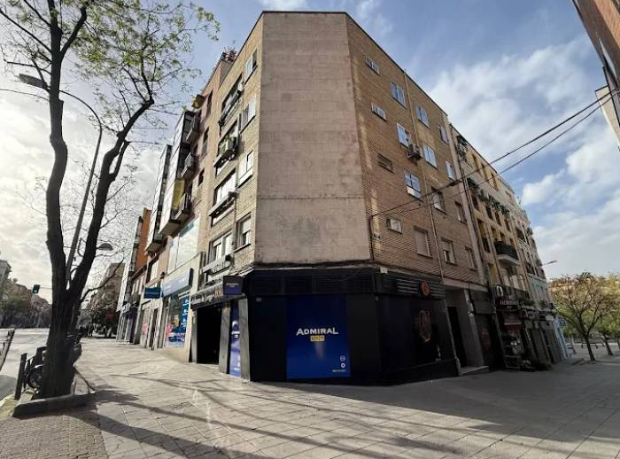 Royal Crown Avenida Albufera, Madrid