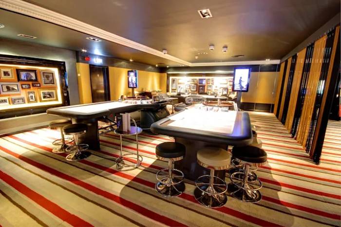 Genting Casino, Reading