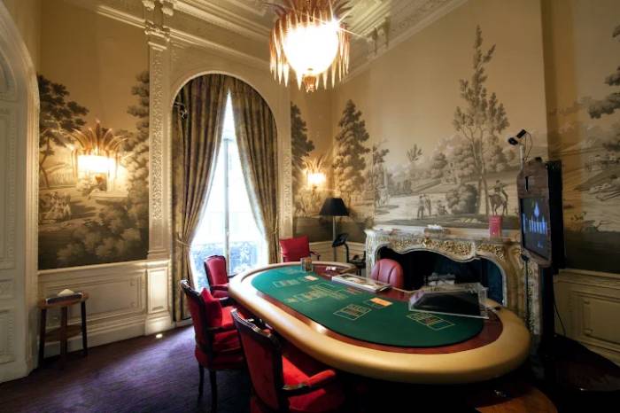 Les Ambassadeurs Casino, London
